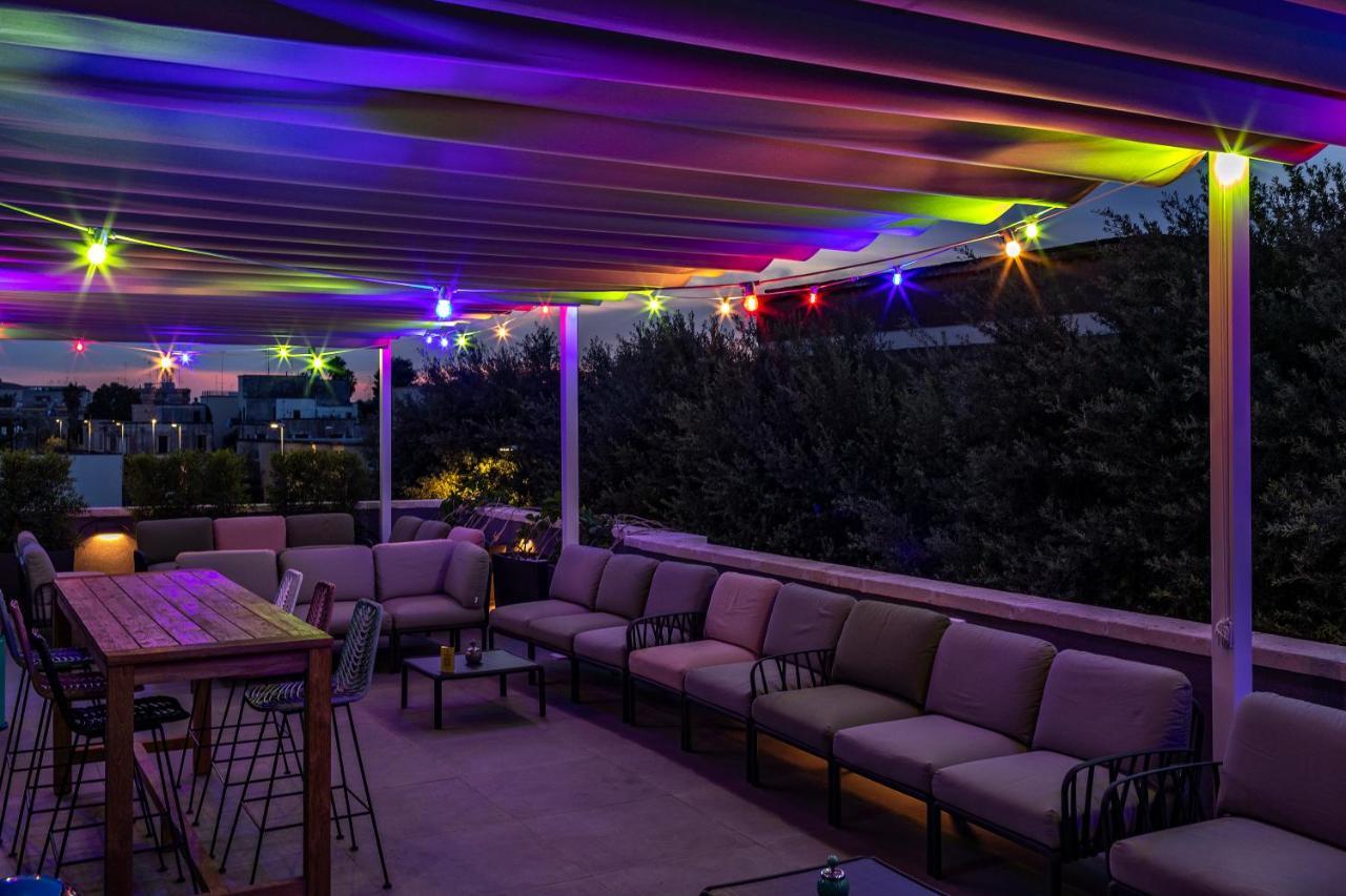 Arryvo Hotel Lecce Bagian luar foto