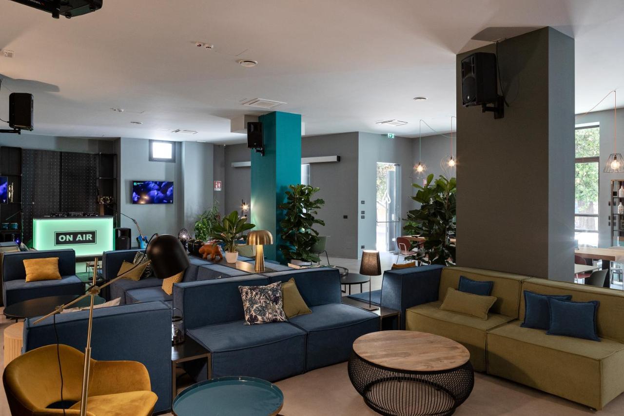 Arryvo Hotel Lecce Bagian luar foto