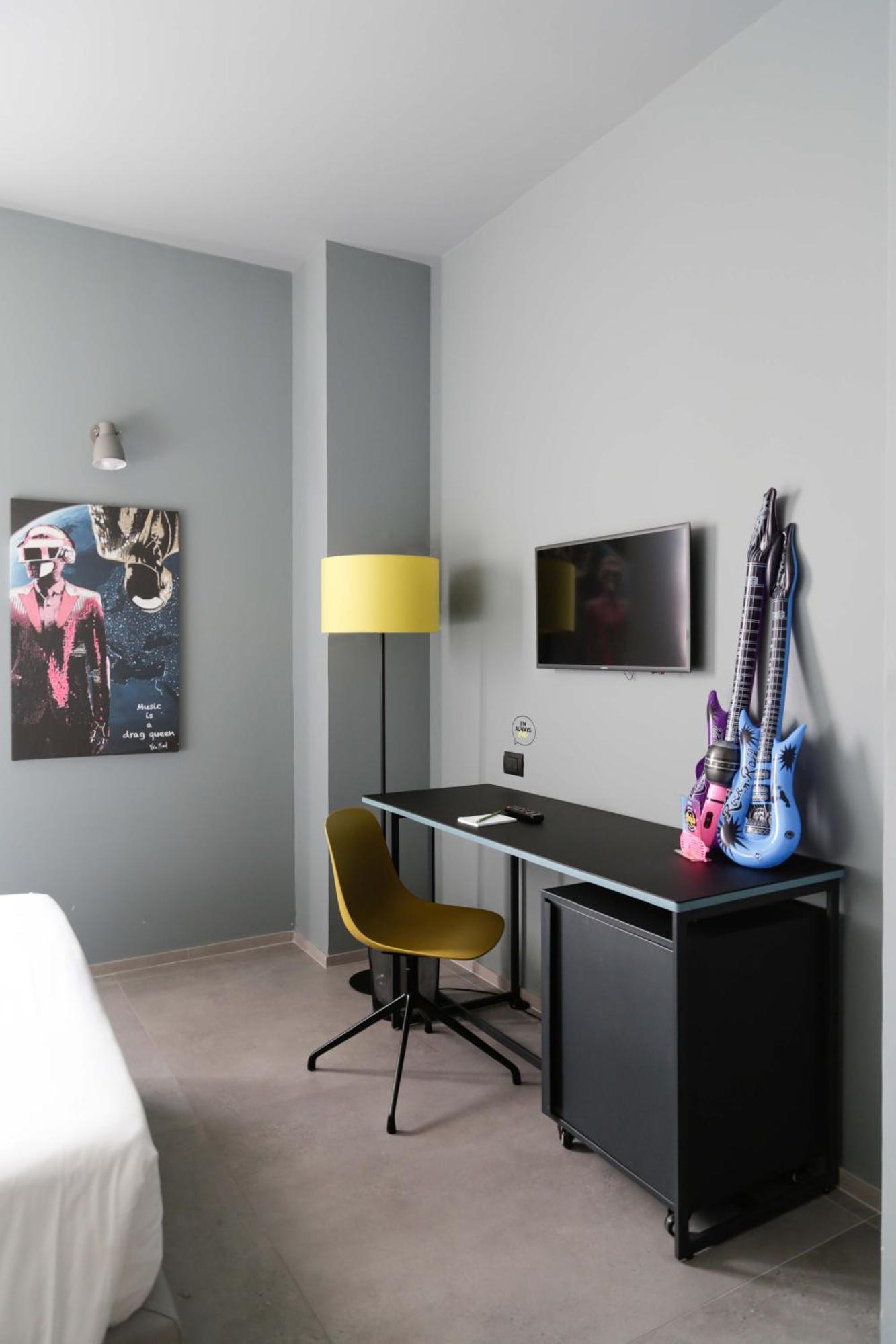 Arryvo Hotel Lecce Bagian luar foto